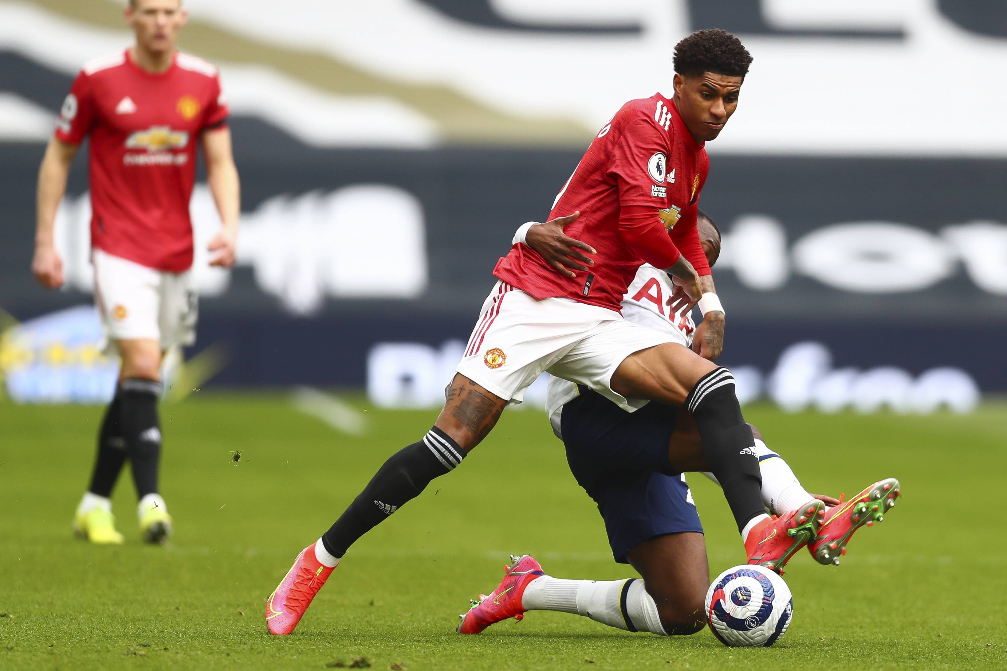 其中两次直 其中两次直