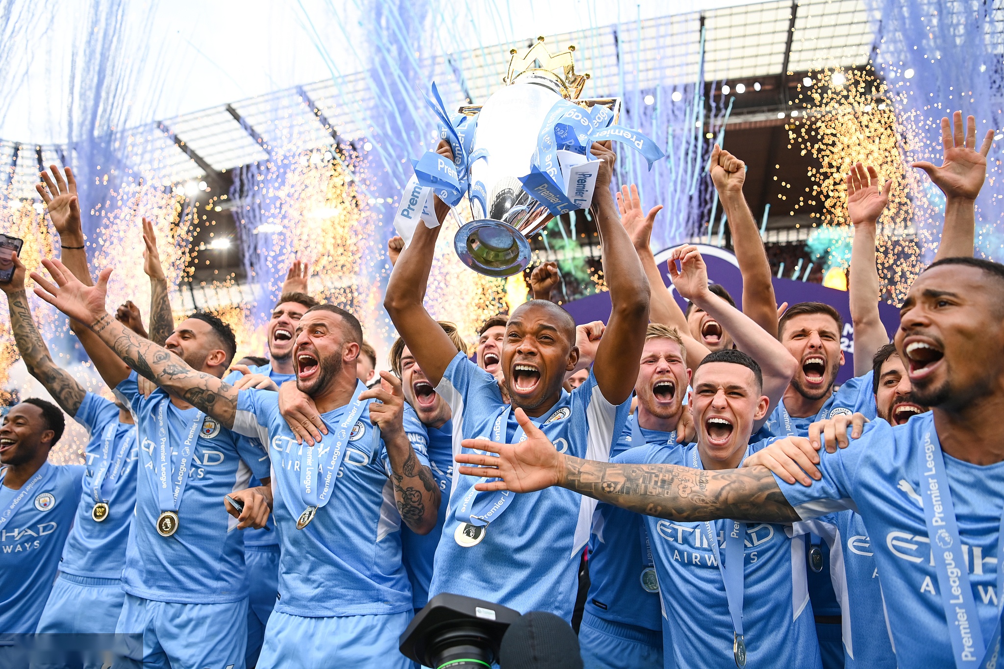 他的到来将 他的到来将